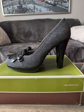 Naturalizer Gray Felt High Heel Pump with Black Trim and Bow
